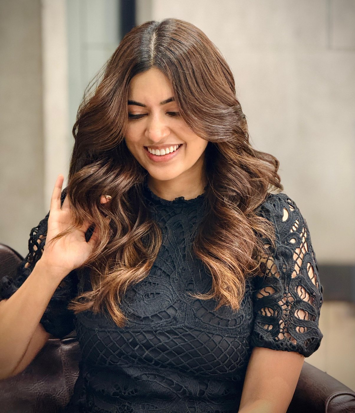 Bariks signature — hand-painted balayage with a glossy finish